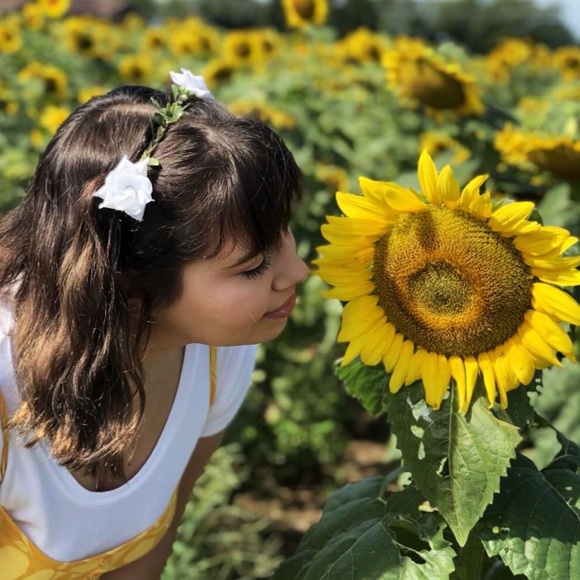 Meet your Posher, Tessa - Picture 1 of 1